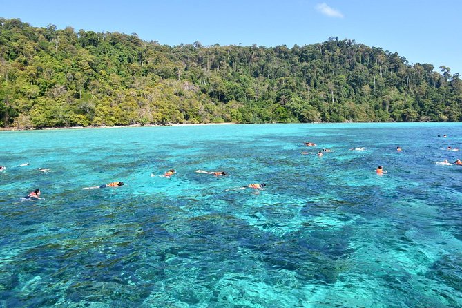 Snorkel Adventure Sea Tour to Koh Rok and Koh Haa from Koh Lanta - Koh Rok Nai lunch and the long beach break