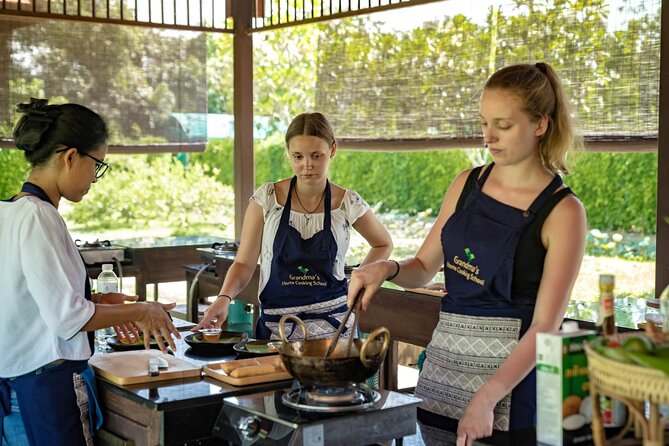 Sunset Thai Cooking with Grandma - Farm & Evening Feast - Cooking five dishes in an open-air kitchen
