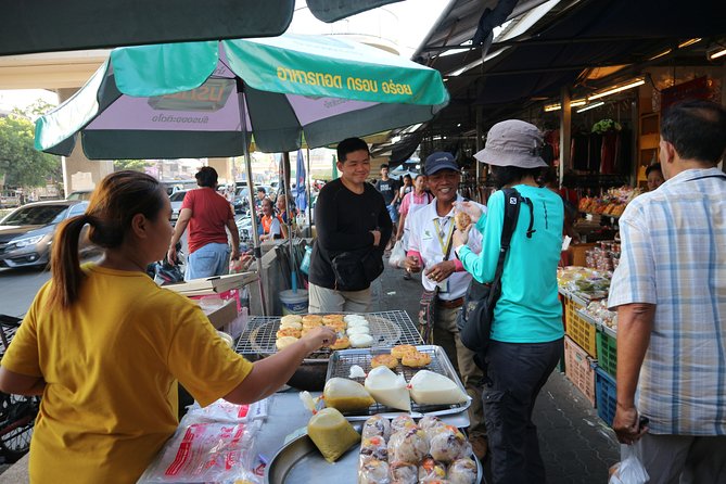 Take a E-Scooter Ride in Bangkok's Jungle - What riding an e-scooter is really like