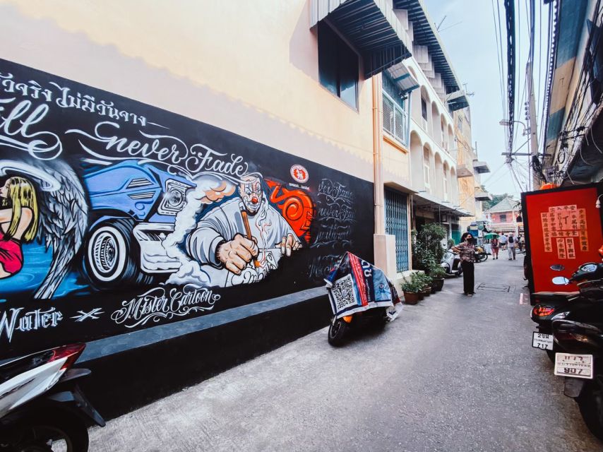 Talat Noi I A Journey Through Art and Culture l Bangkok - A tuk-tuk ride toward Chinatown