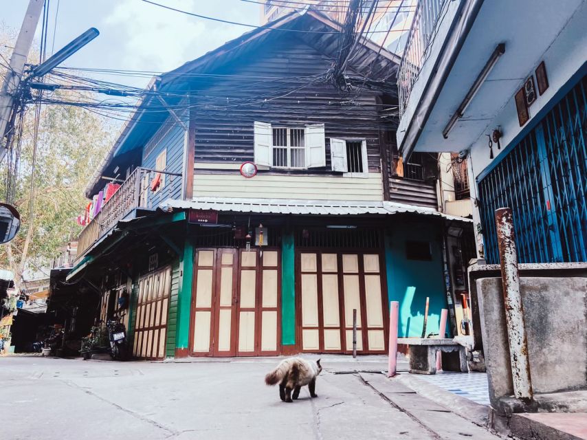 Talat Noi I A Journey Through Art and Culture l Bangkok - Bhanurangsi Pier and the river view