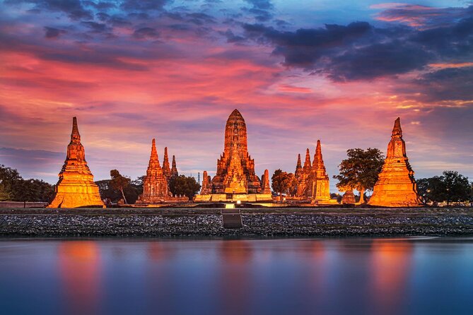Temples of Ayutthaya Day Tour from Bangkok - A guide who can adjust the day