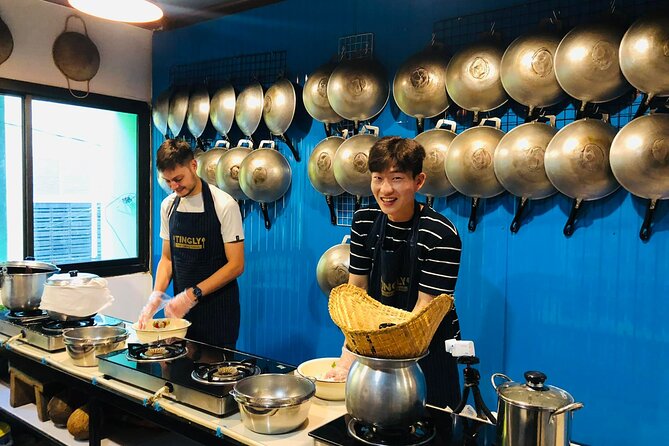 Thai cooking class experience in Bangkok with Tingly Thai cooking school - A market lesson that adds real local context