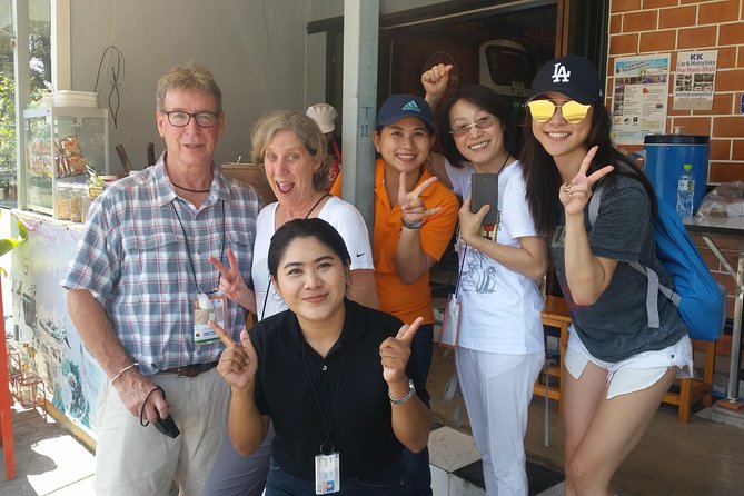 Thai Street Food & Morning Market Walking Tour in Hua Hin - Jok muu and Café Boran at the breakfast stop
