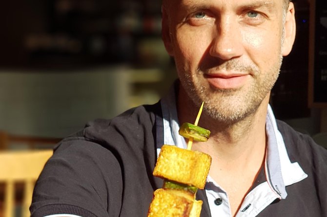 Thai Vegan Bangkok with Expert Guide - Benjakitti Park, a short green pause