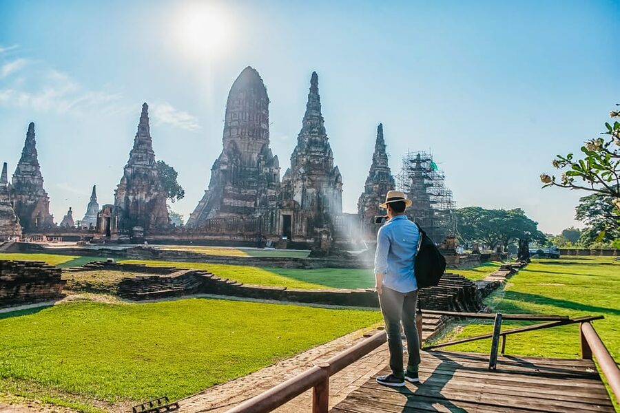 The Old Siam: Ayutthaya Temples Small Group Tour with Lunch - Wat Chaiwatthanaram and its Angkor influence