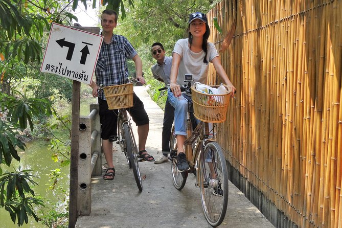 The Original Bicycle Tour in the Green Jungle of Bangkok - Thai snacks, lunch, and the best part of the day