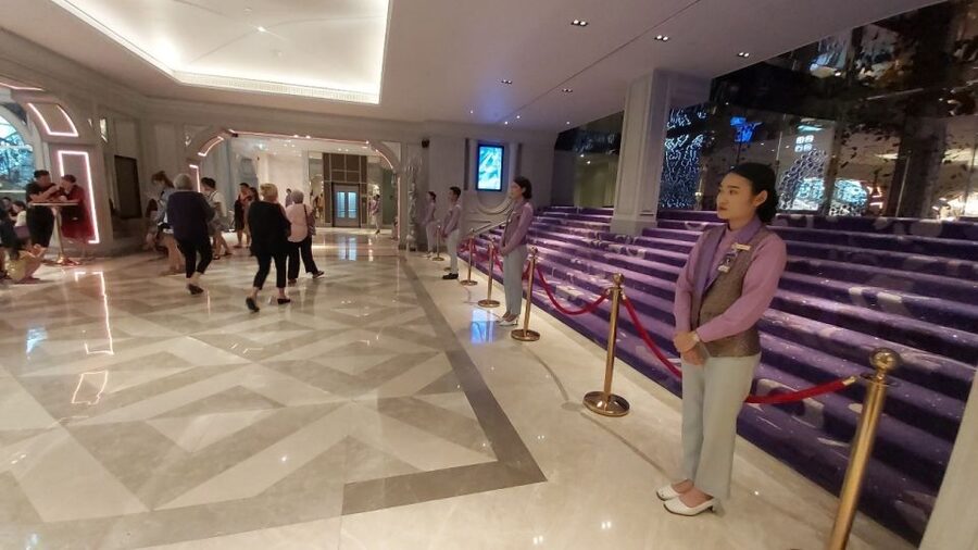 Tiffany's Show Pattaya: Cabaret Show Entry Ticket - Is the show suitable for families?