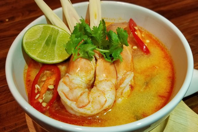 Tingly Thai Cooking Class with Morning Market Tour - Cho, Song, Nam, and the teaching style