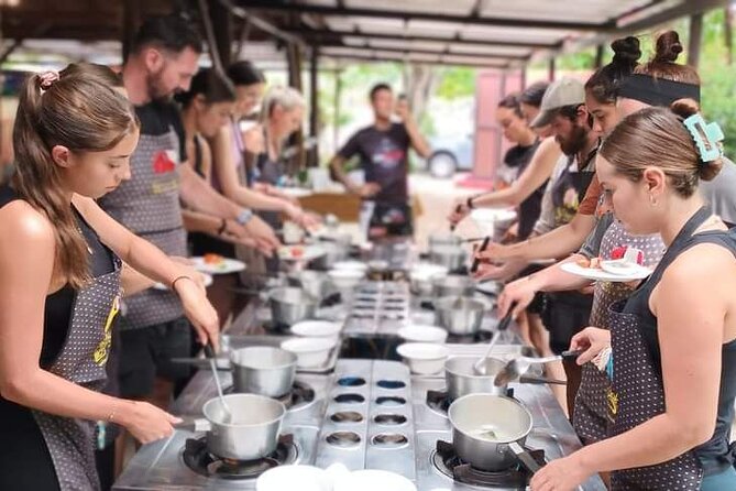 Traditional Thai Cooking Class with Smart Cook - From Thai ingredients to a finished plate