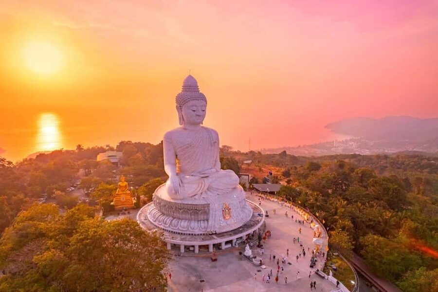 Ultimate Phuket Experience: Private Day or Night Tour - Big Buddha: an important closure to plan around