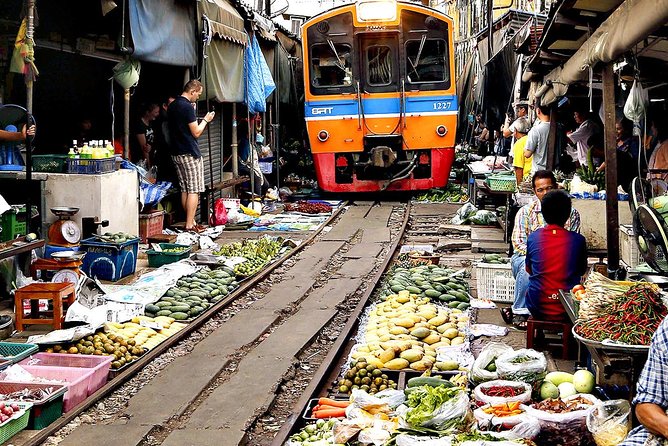 Unique Bangkok Markets: Train Market & Floating Market Adventure - Food, shopping, and what to bring