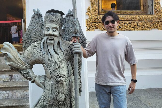 Visit Wat Pho and Wat Arun with Local Expert - How the price compares with the experience