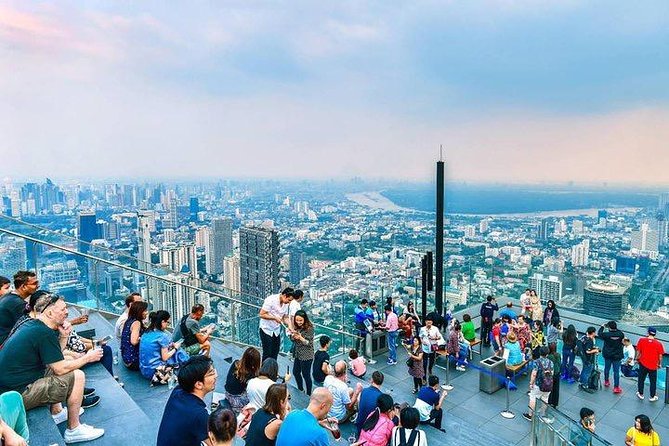 Walk over SKY at Kingpower SkyWalk Admission Ticket - Why the Mahanakhon SkyWalk works as a Bangkok stop