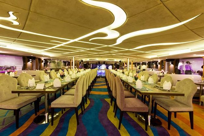 Wonderful Pearl Dinner Cruise - Why a Chao Phraya dinner cruise works so well