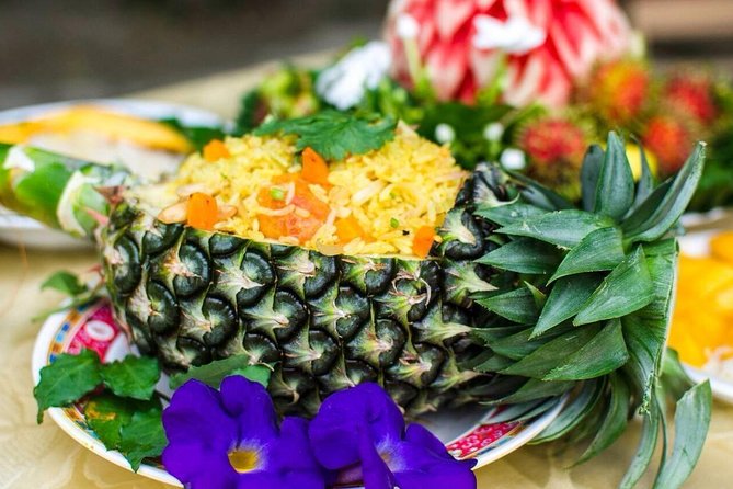Ya Thai Cookery School Class in Krabi - Sitting down to eat what you made
